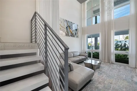 31 N Shore Drive Miami Beach FL 33141