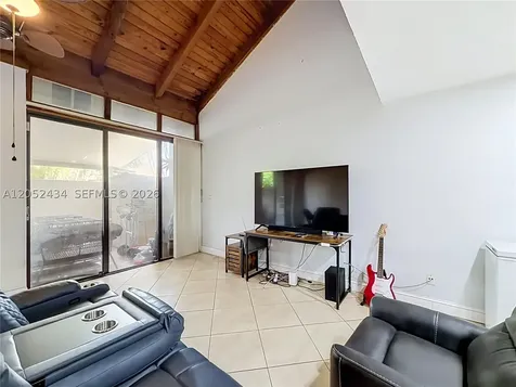 1110 W Fairway Road Pembroke Pines FL 33026