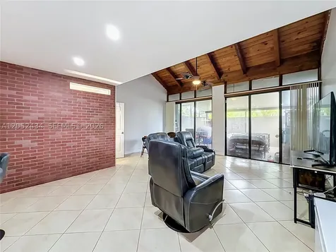 1110 W Fairway Road Pembroke Pines FL 33026