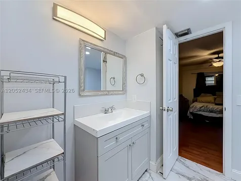 1110 W Fairway Road Pembroke Pines FL 33026