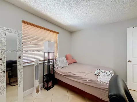 1110 W Fairway Road Pembroke Pines FL 33026