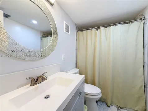 1110 W Fairway Road Pembroke Pines FL 33026
