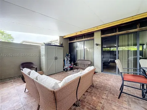 1110 W Fairway Road Pembroke Pines FL 33026