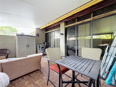 1110 W Fairway Road Pembroke Pines FL 33026