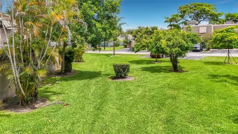 1110 W Fairway Road Pembroke Pines FL 33026