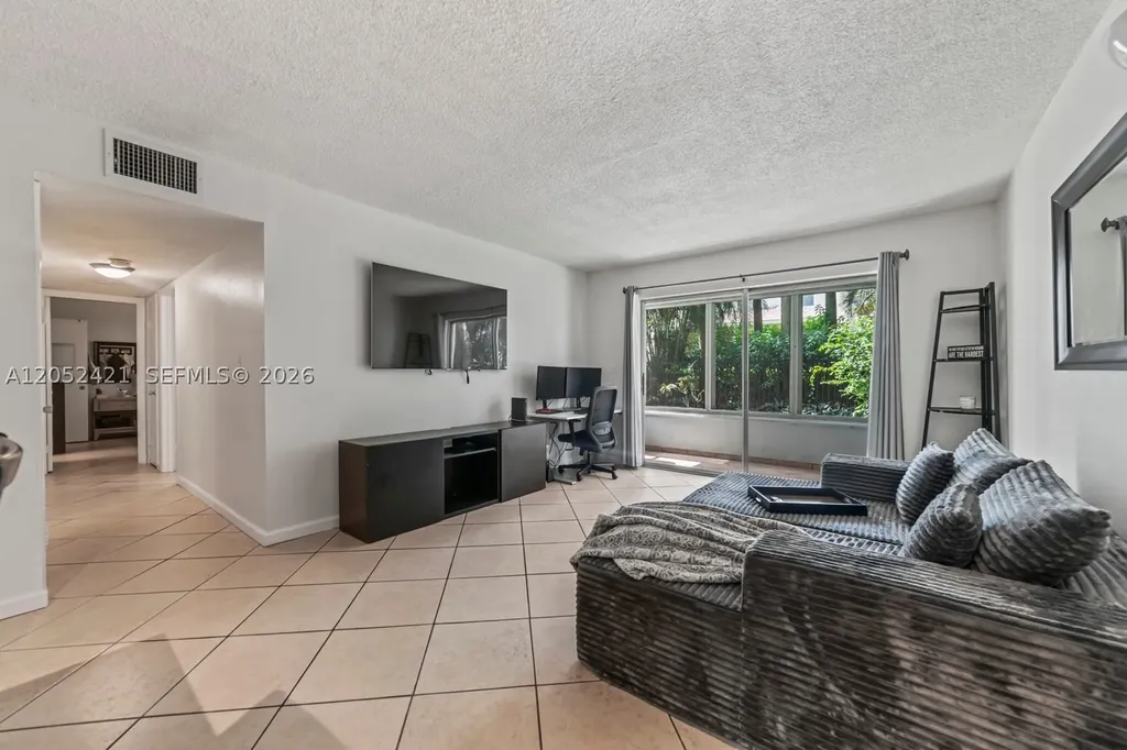 1400 Tallwood Avenue Hollywood FL 33021