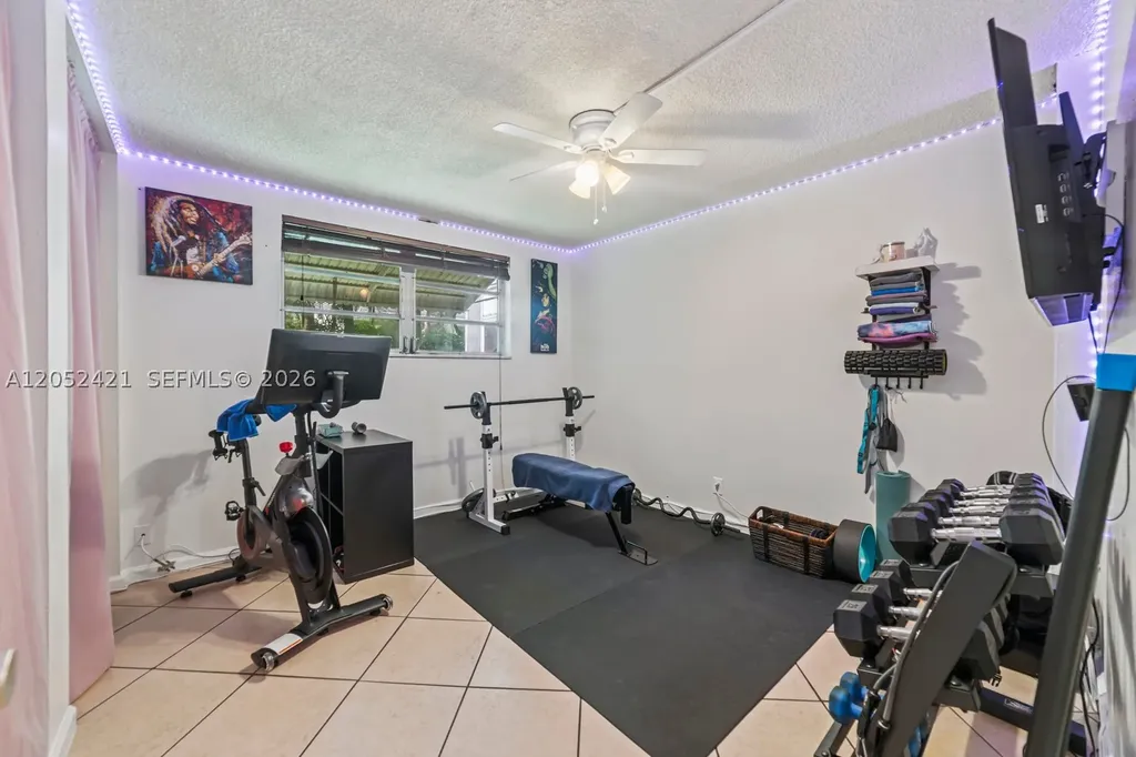 1400 Tallwood Avenue Hollywood FL 33021