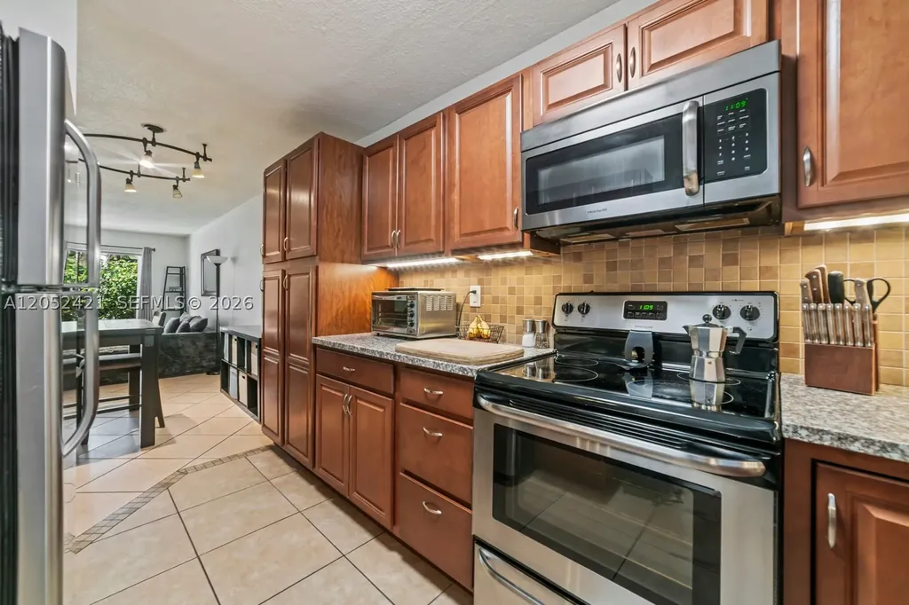 1400 Tallwood Avenue Hollywood FL 33021