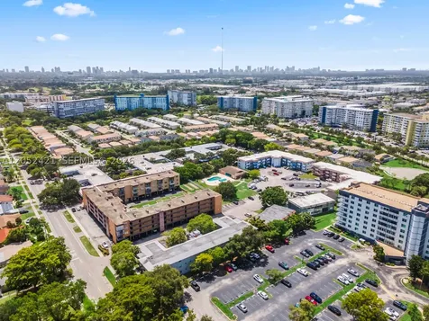 1400 Tallwood Avenue Hollywood FL 33021