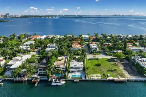 1300 S Venetian Way Miami FL 33139