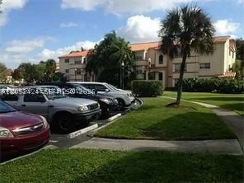 3380 N Pinewalk Drive N Margate FL 33063