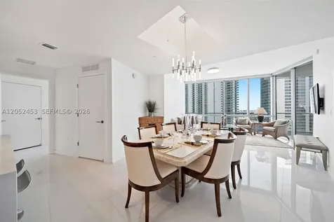 851 NE 1st Avenue Miami FL 33132