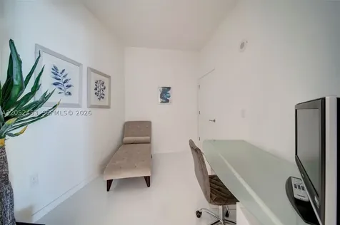 851 NE 1st Avenue Miami FL 33132
