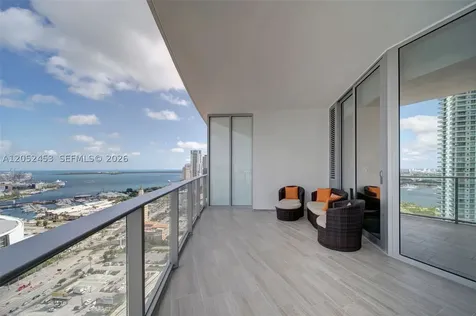 851 NE 1st Avenue Miami FL 33132