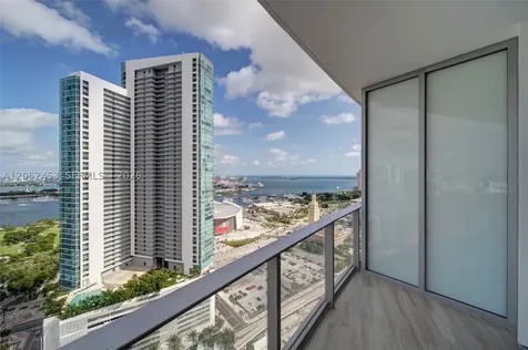 851 NE 1st Avenue Miami FL 33132