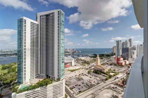 851 NE 1st Avenue Miami FL 33132