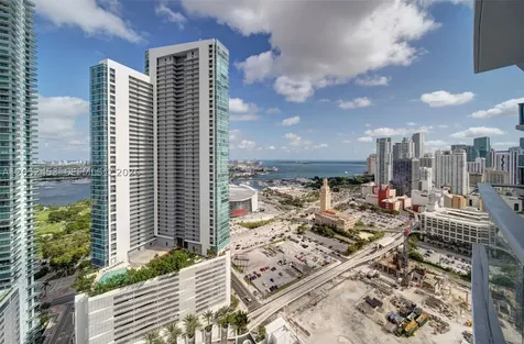 851 NE 1st Avenue Miami FL 33132