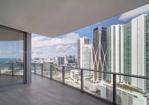 851 NE 1st Avenue Miami FL 33132