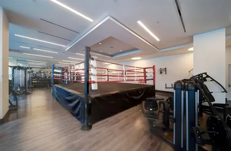 851 NE 1st Avenue Miami FL 33132