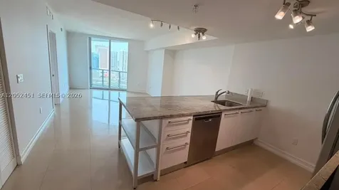 185 SW 7th Street Miami FL 33130