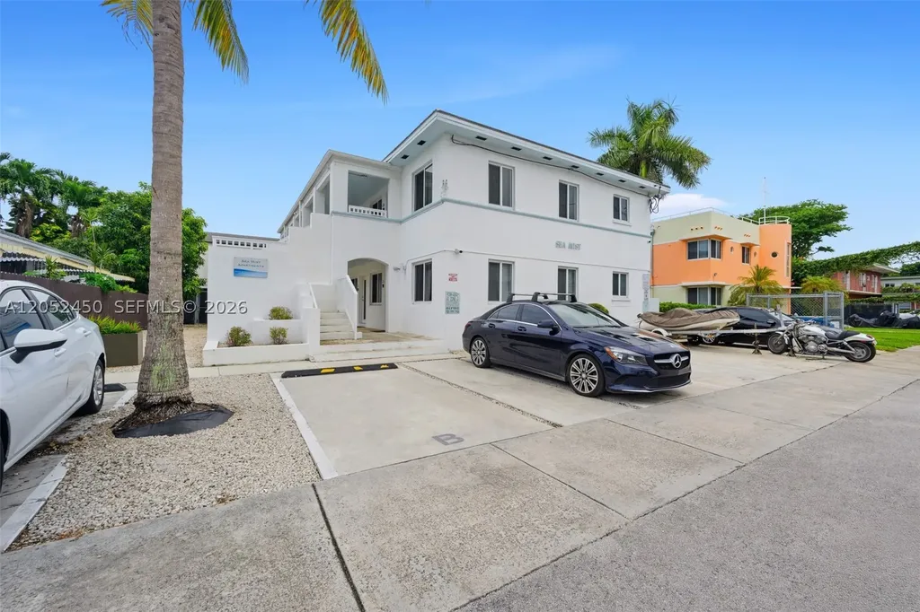 550 NE 82nd Terrace Miami FL 33138