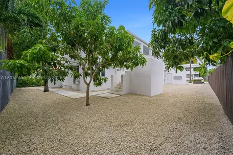 550 NE 82nd Terrace Miami FL 33138