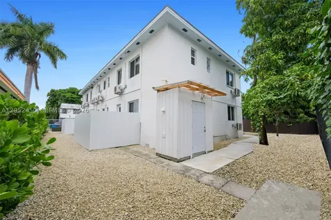 550 NE 82nd Terrace Miami FL 33138