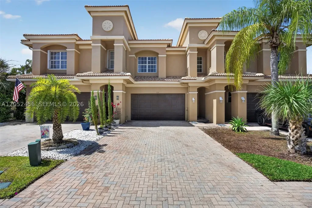 212 Catania Way Royal Palm Beach FL 33411