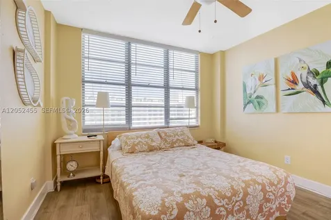 5600 Collins Avenue Miami Beach FL 33140
