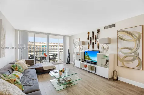 5600 Collins Avenue Miami Beach FL 33140