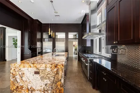 6201 Chapman Field Drive Pinecrest FL 33156