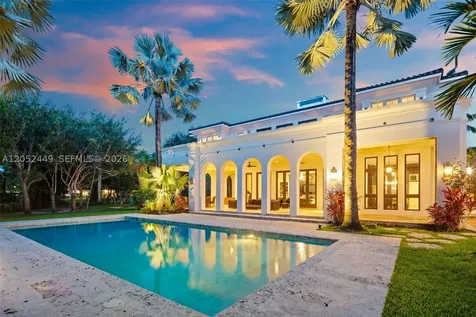 6201 Chapman Field Drive Pinecrest FL 33156
