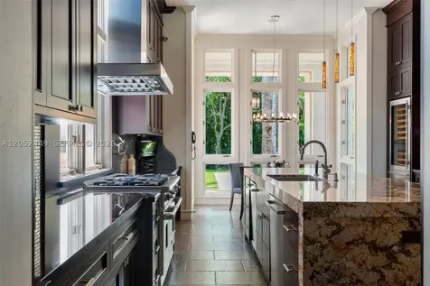 6201 Chapman Field Drive Pinecrest FL 33156
