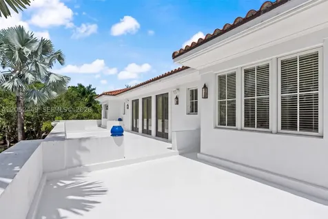 6201 Chapman Field Drive Pinecrest FL 33156