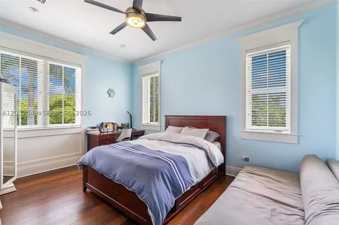 6201 Chapman Field Drive Pinecrest FL 33156