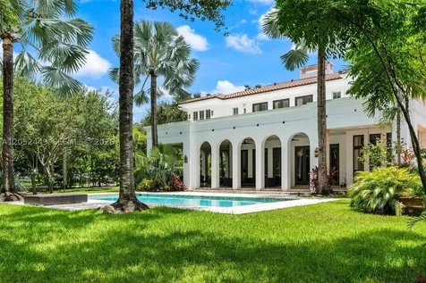 6201 Chapman Field Drive Pinecrest FL 33156