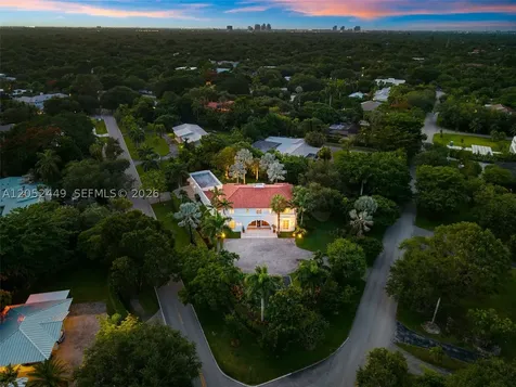 6201 Chapman Field Drive Pinecrest FL 33156