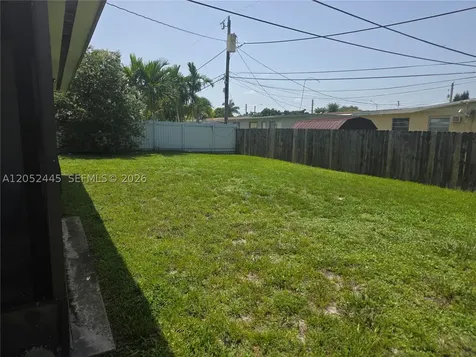 8035 NW 185th Street Hialeah FL 33015