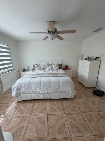 2760 W 63rd Place Hialeah FL 33016