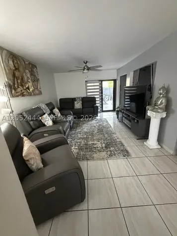 2760 W 63rd Place Hialeah FL 33016