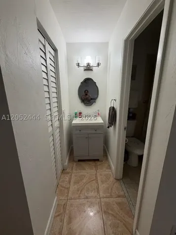 2760 W 63rd Place Hialeah FL 33016