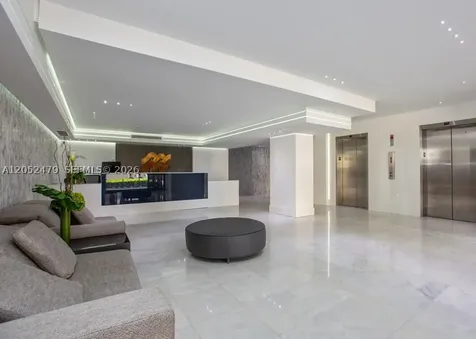 6423 Collins Avenue Miami Beach FL 33141