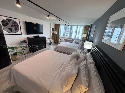 19201 Collins Avenue Sunny Isles Beach FL 33160