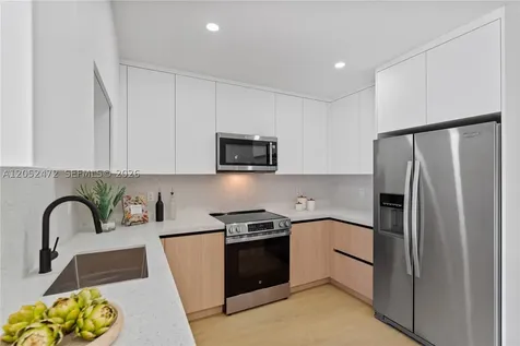 1001 SW 72nd Court Miami FL 33144