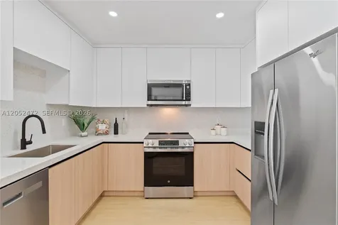 1001 SW 72nd Court Miami FL 33144