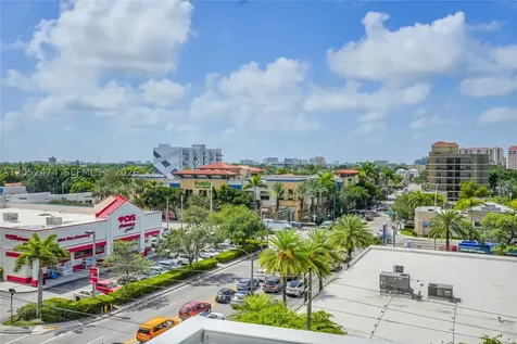 60 NW 37th Avenue Miami FL 33125