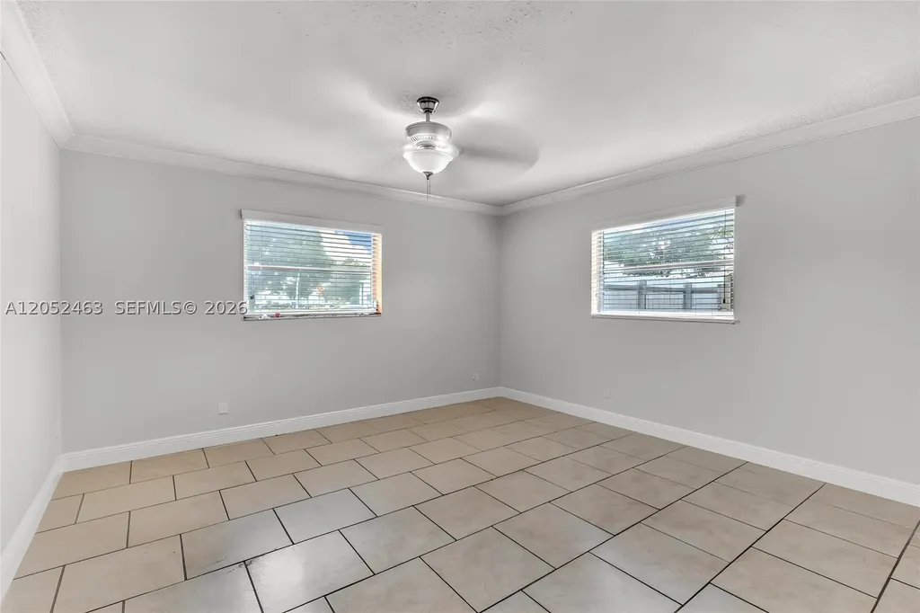 5829 Taylor Street Hollywood FL 33021