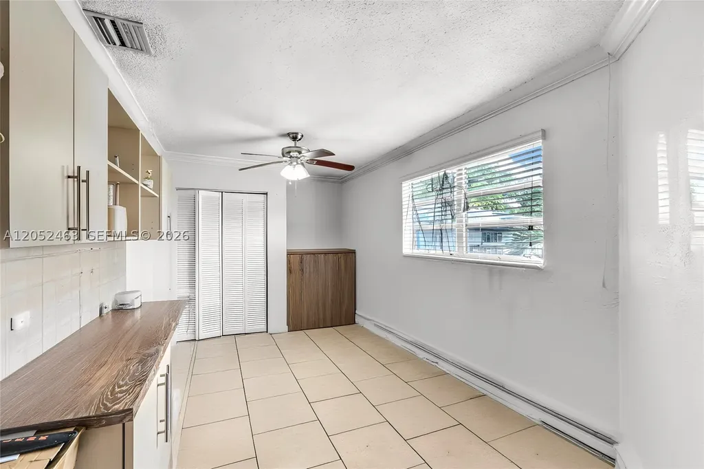 5829 Taylor Street Hollywood FL 33021