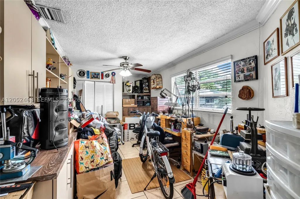 5829 Taylor Street Hollywood FL 33021