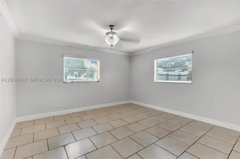 5829 Taylor Street Hollywood FL 33021